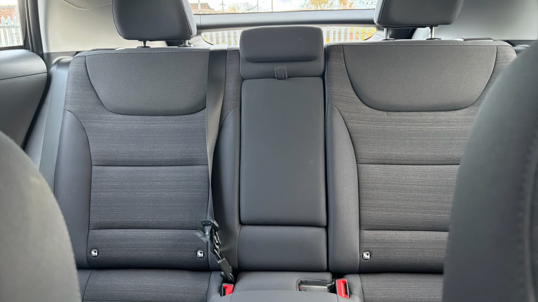 Hyundai IONIQ 1.6 GDi Hybrid Premium 5dr DCT Hybrid Hatchback